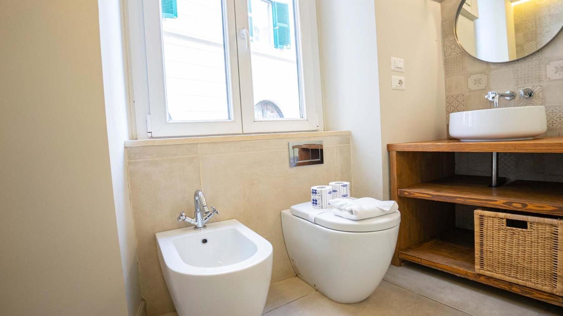Cozy Nest With Terrace In Trastevere Rom Exteriör bild